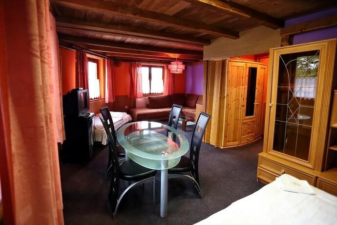 Imagen de la habitación del Hotel Penzion &Scaron;atovsk&eacute; L&iacute;py. Foto 18