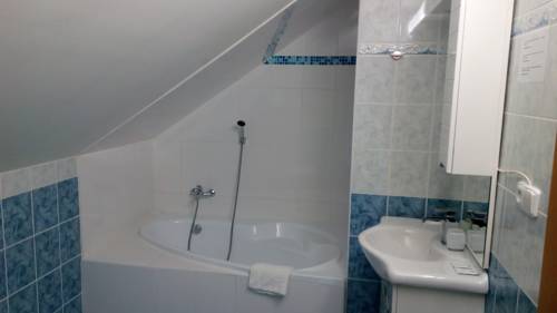 Imagen de la habitación del Hotel Penzion Solid Spa. Foto 14