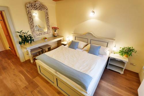 Imagen de la habitación del Hotel Penzion U Křiv&eacute;ho Psa. Foto 6