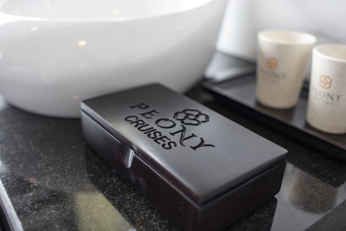 Imagen de la habitación del Hotel Peony Cruises. Foto 3