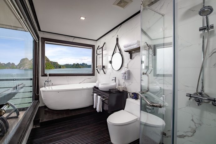 Imagen de la habitación del Hotel Peony Cruises. Foto 17