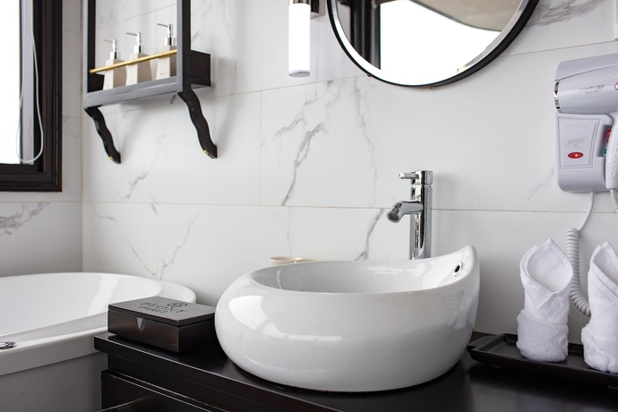 Imagen de la habitación del Hotel Peony Cruises. Foto 18