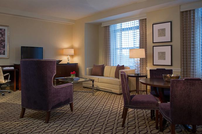 Imagen de la habitación del Hotel Peoria Marriott Pere Marquette. Foto 9