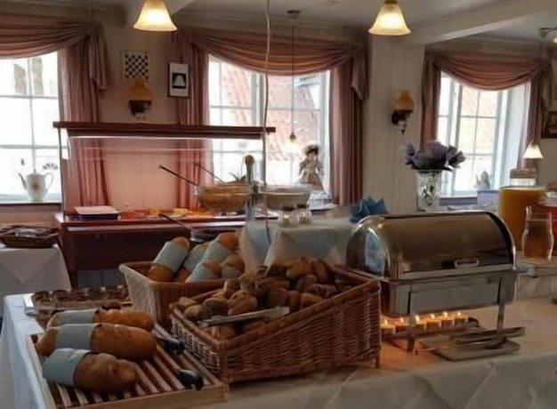 Imagen del bar/restaurante del Hotel Pepita. Foto 12