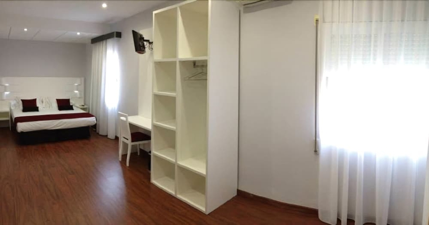 Imagen de la habitación del Hotel Pepo. Foto 13