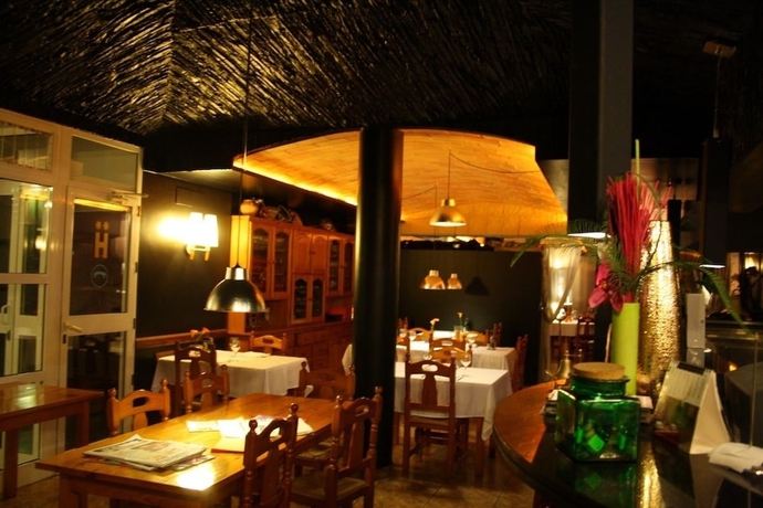 Imagen del bar/restaurante del Hotel Pepo. Foto 4