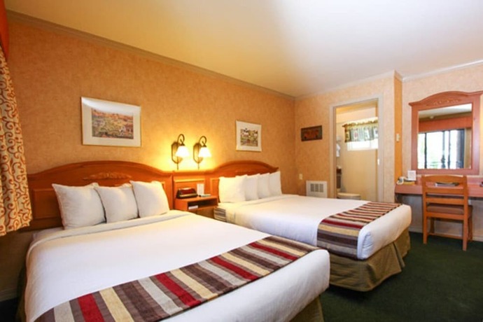 Imagen de la habitación del Hotel Pepper Tree Inn. Foto 17