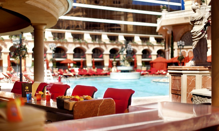 Imagen del bar/restaurante del Hotel Peppermill Resort Spa Casino. Foto 3