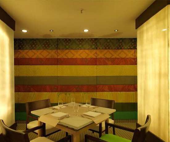 Imagen del bar/restaurante del Hotel Peppermint. Foto 3
