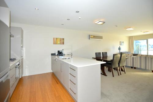 Imagen de la habitación del Hotel Peppers Bluewater Resort. Foto 8