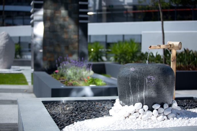 Imagen de los exteriores del Hotel Peppers Broadbeach. Foto 11