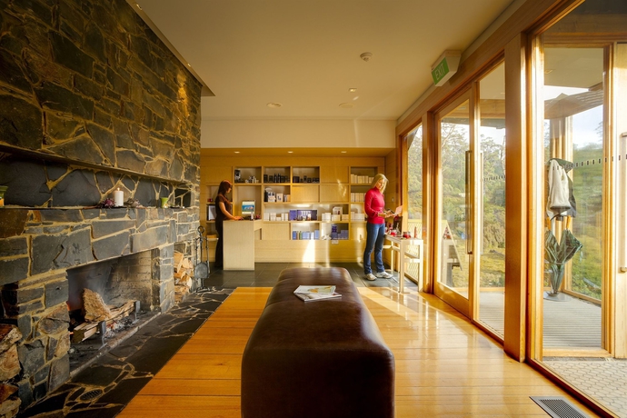 Imagen de los interiores del Hotel Peppers Cradle Mountain Lodge. Foto 15