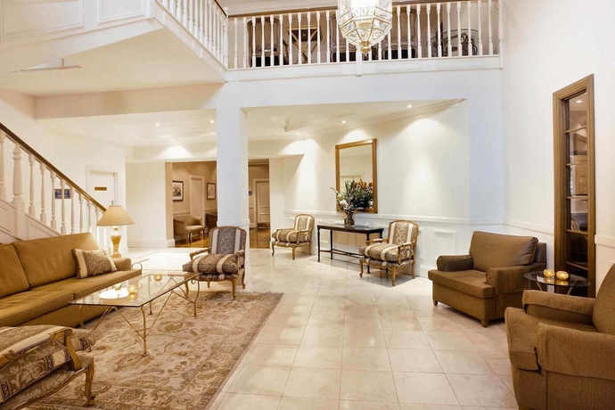 Imagen de los interiores del Hotel Peppers The Hills Lodge. Foto 9