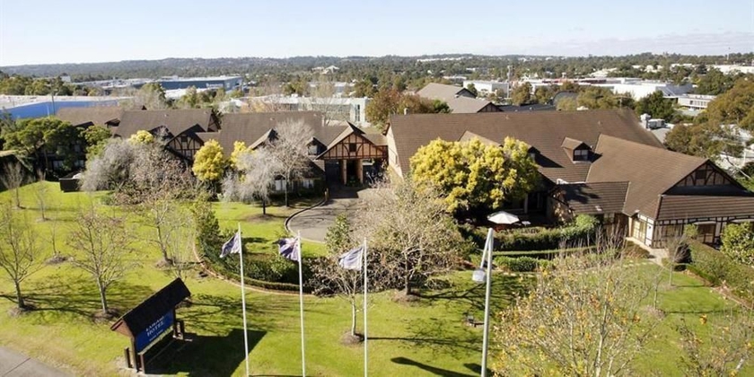 Imagen de los exteriores del Hotel Peppers The Hills Lodge. Foto 7