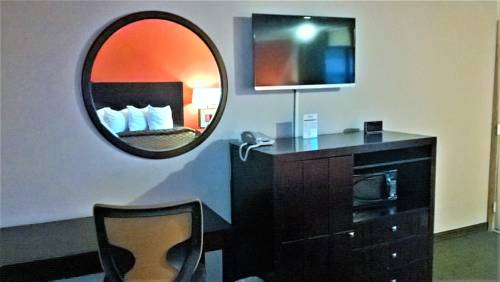 Imagen de la habitación del Hotel Peppertree Inn. Foto 4