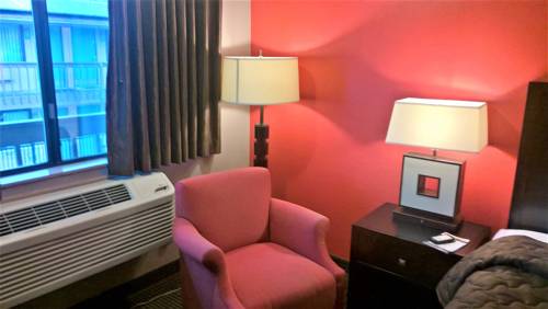 Imagen de la habitación del Hotel Peppertree Inn. Foto 7