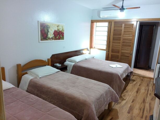 Imagen de la habitación del Hotel Pequenino. Foto 10