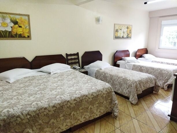 Imagen de la habitación del Hotel Pequenino. Foto 12