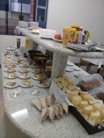 Imagen del bar/restaurante del Hotel Pequeno Mundo II. Foto 4