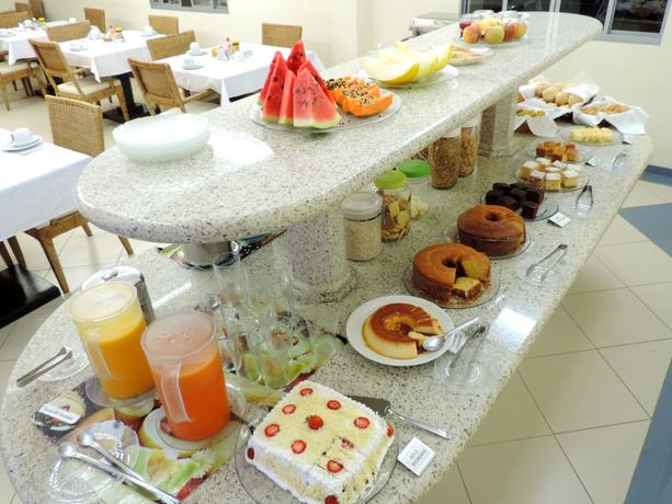 Imagen del bar/restaurante del Hotel Pequeno Mundo II. Foto 6