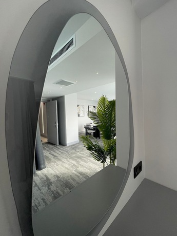 Imagen de la habitación del Hotel Pera Bosphorus. Foto 4