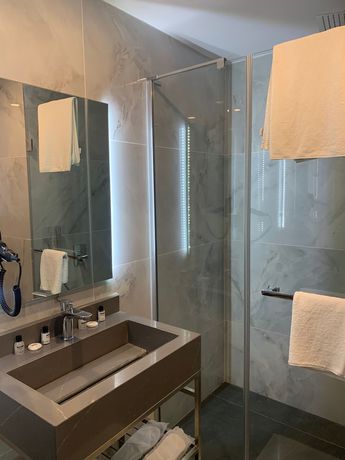 Imagen de la habitación del Hotel Pera Bosphorus. Foto 16