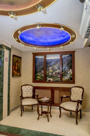 Imagen de los interiores del Hotel Pera Capitol. Foto 16