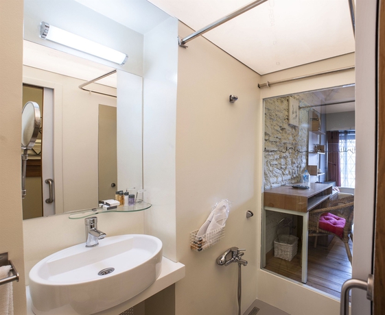 Imagen de la habitación del Hotel Peradays. Foto 3