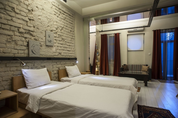 Imagen de la habitación del Hotel Peradays. Foto 9