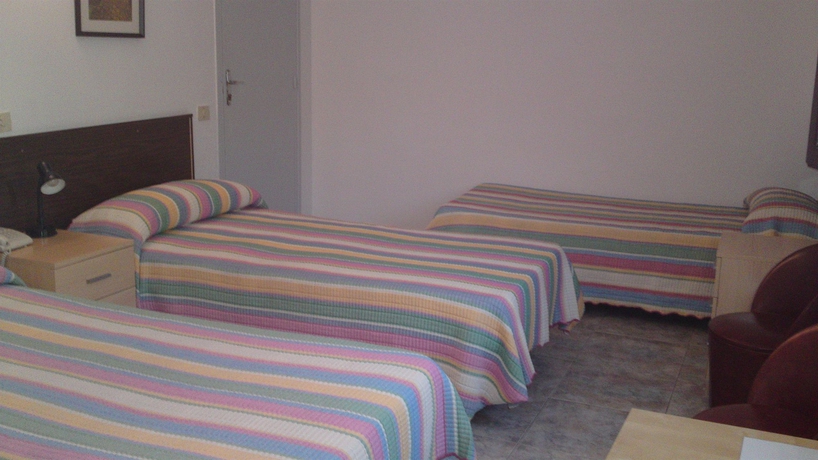 Imagen de la habitación del Hotel Peralba. Foto 5