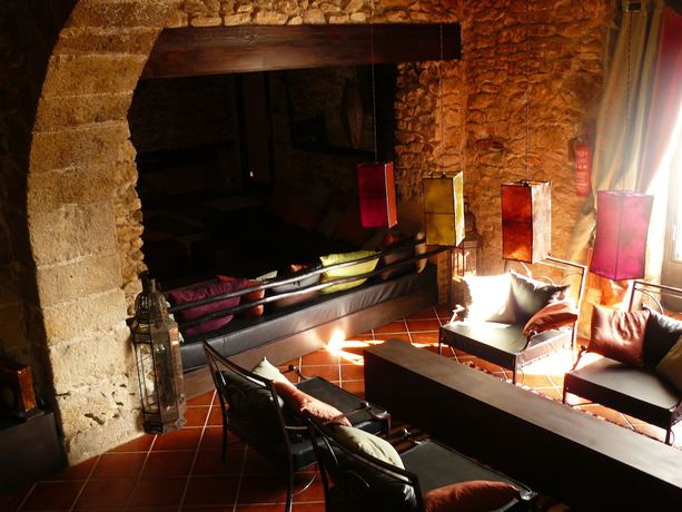 Imagen del bar/restaurante del Hotel Peralta - Adults Only. Foto 2