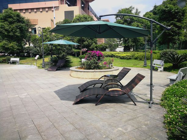 Imagen de los exteriores del Hotel Peranc. Foto 11