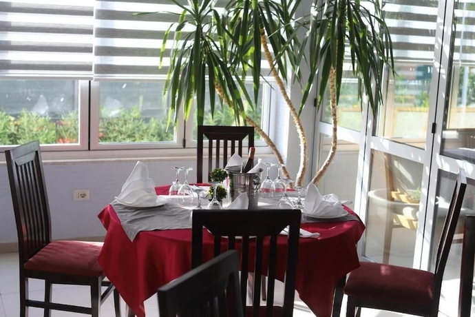 Imagen de la habitación del Hotel Perandor Beach. Foto 12