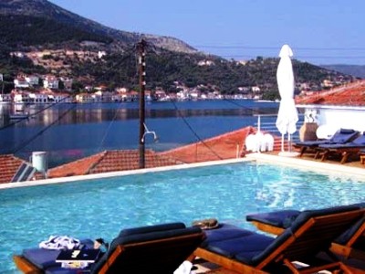 Imagen de la piscina del Hotel Perantzada 1811. Foto 4