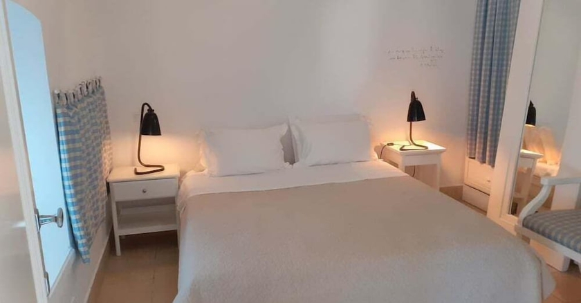 Imagen de la habitación del Hotel Perantzada 1811. Foto 2