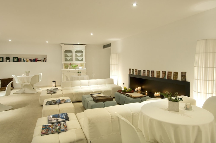 Imagen de los interiores del Hotel Perantzada 1811. Foto 16