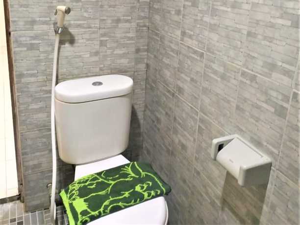 Imagen de la habitación del Hotel Perdana. Foto 7