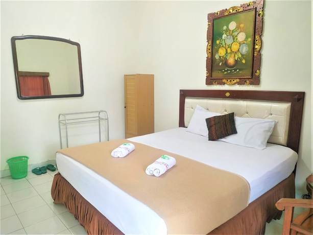 Imagen de la habitación del Hotel Perdana. Foto 12