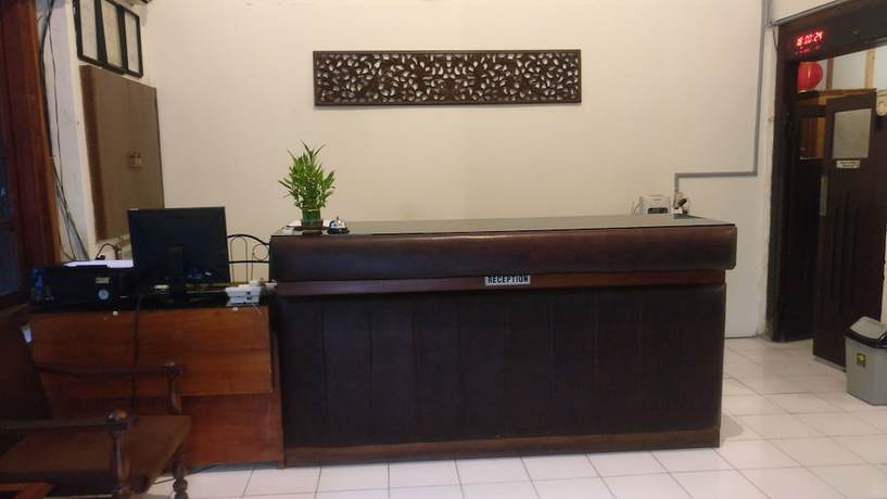 Imagen de los interiores del Hotel Perdana. Foto 19