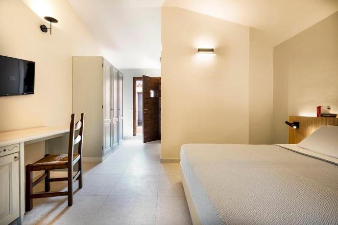 Imagen de la habitación del Hotel Perdepera Resort. Foto 10