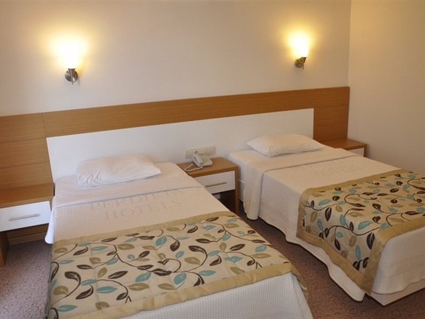 Imagen general del Hotel Perdikia Beach. Foto 4