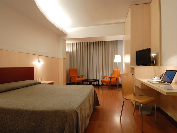 Imagen de la habitación del Hotel Pere Iii El Gran. Foto 5