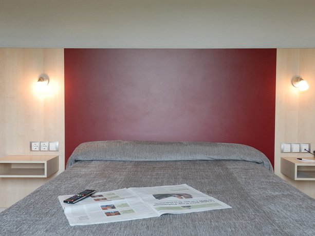 Imagen de la habitación del Hotel Pere Iii El Gran. Foto 7