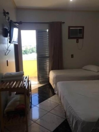 Imagen general del Hotel Perea, Sao Carlos. Foto 1