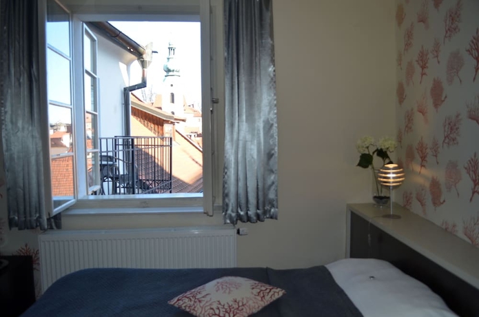 Imagen de la habitación del Hotel Peregrin. Foto 11