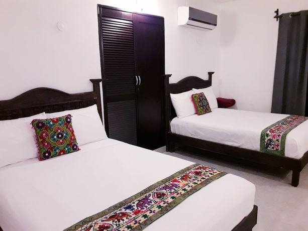 Imagen de la habitación del Hotel Peregrina, Valladolid. Foto 13