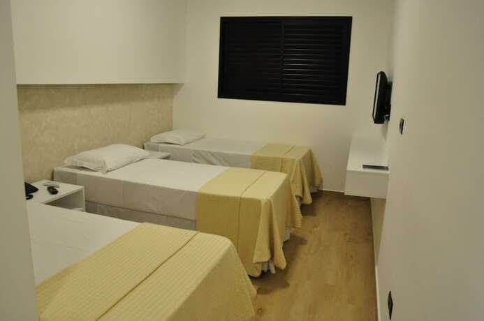 Imagen de la habitación del Hotel Peregrinos. Foto 18