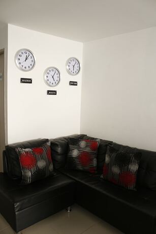 Imagen del bar/restaurante del Hotel Pereira 421. Foto 13