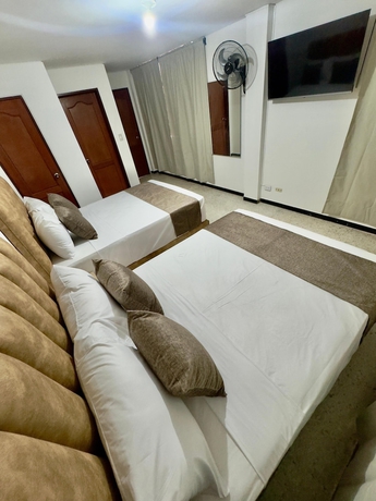 Imagen de la habitación del Hotel Pereira Central. Foto 12