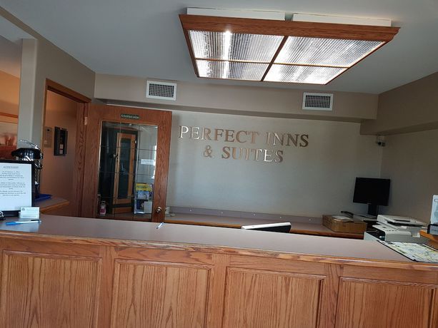 Imagen de los interiores del Hotel Perfect Inns And Suites. Foto 17